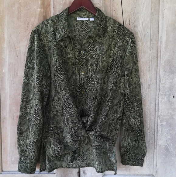 Green Python Print Shirt - Picture 1 of 6